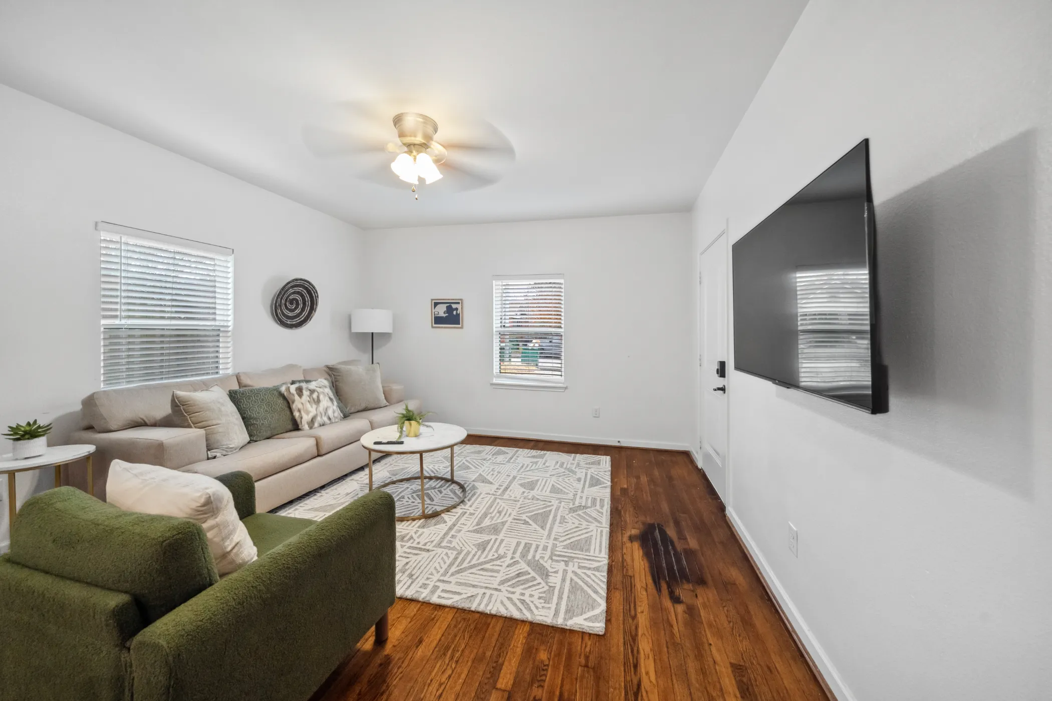Living Room - Unit B - Rosewood Wood Flats | Luxury Short Term Apartments Houston